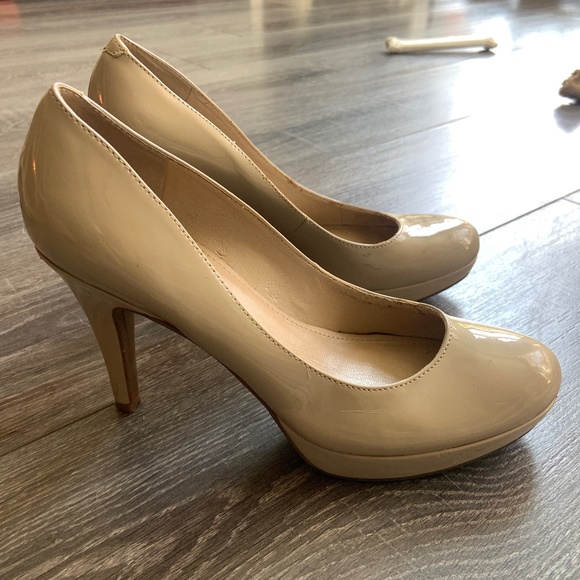 Marc Fisher neutral heels - Picture 2 of 3